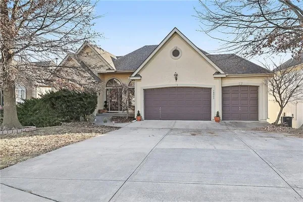 $479,000 | 18003 Rollins Drive, Smithville, MO 64089