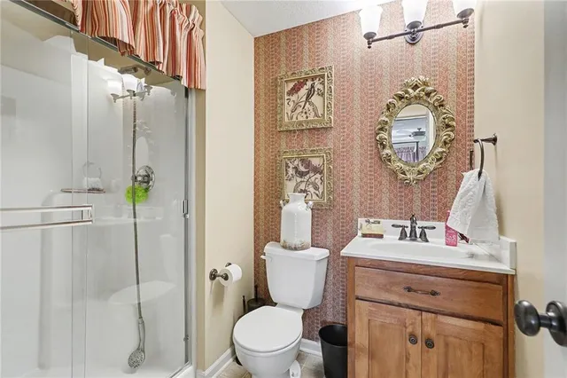 $535,000 | 18003 Rollins Drive, Smithville, MO 64089