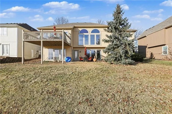 $479,000 | 18003 Rollins Drive, Smithville, MO 64089
