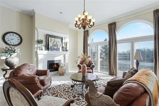 $535,000 | 18003 Rollins Drive, Smithville, MO 64089