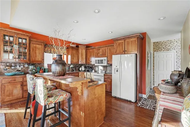 $535,000 | 18003 Rollins Drive, Smithville, MO 64089