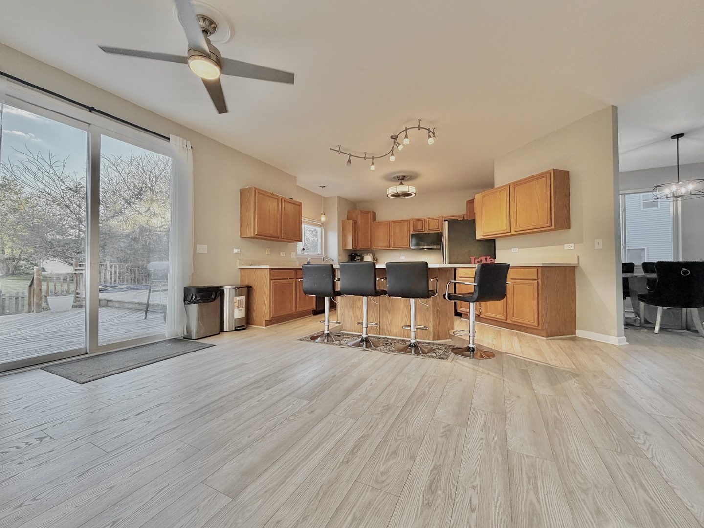 88 Hackney Lane Lindenhurst, IL 60046 - Photo 16 of 60