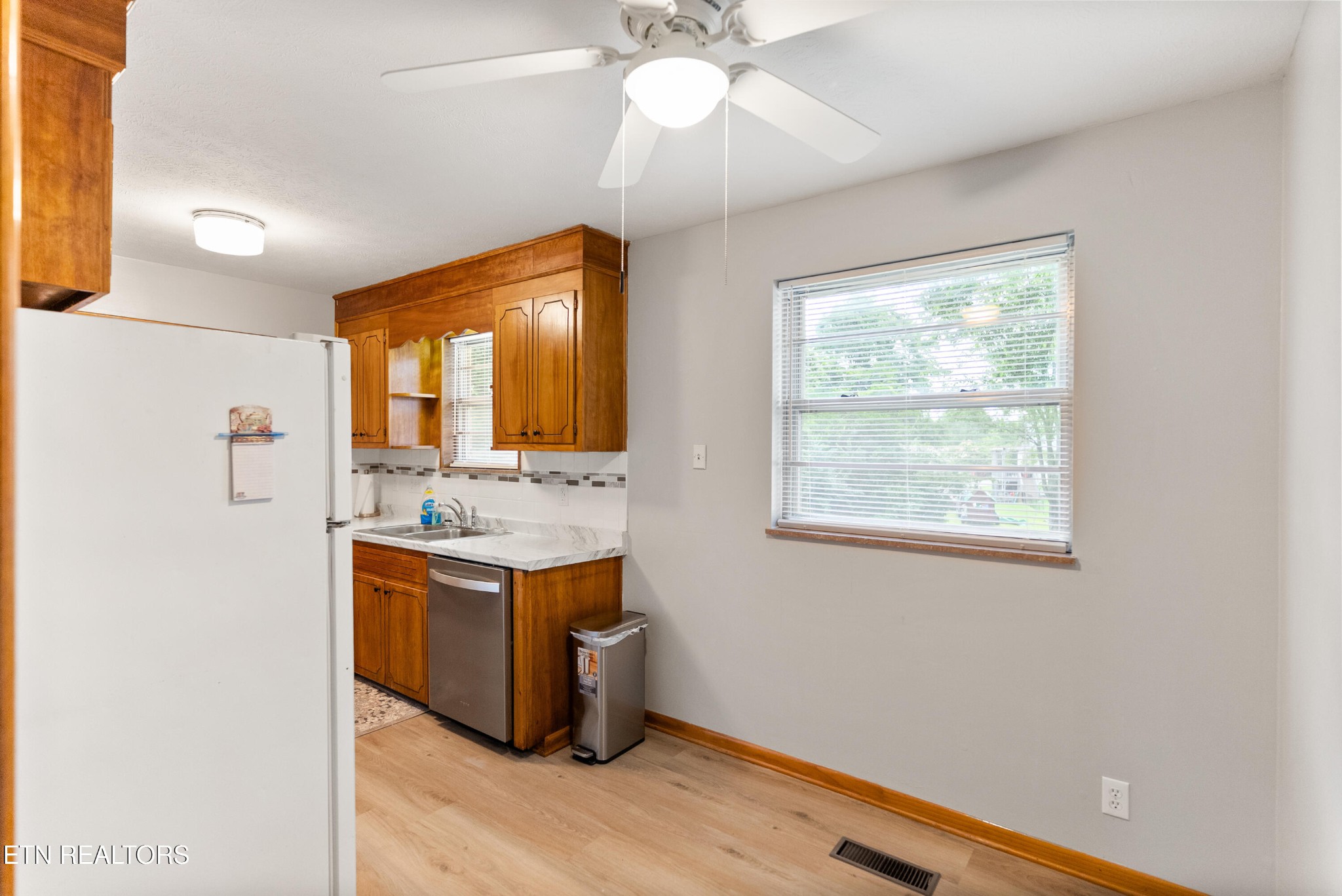 6112 Magazine Road Knoxville, TN 37920 - Photo 12 of 49 Gallery Image 12