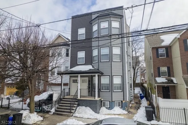 $2,600 | 626 South 20th Street, Unit 3, Newark, NJ 07103