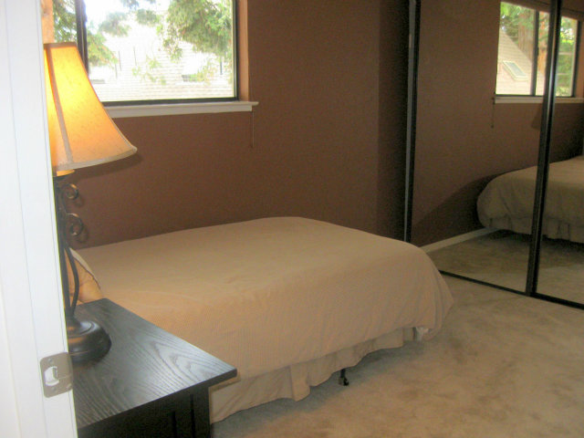 2510 West Middlefield Road Mountain View, CA 94043 - Photo 15 of 20 Gallery Image 15