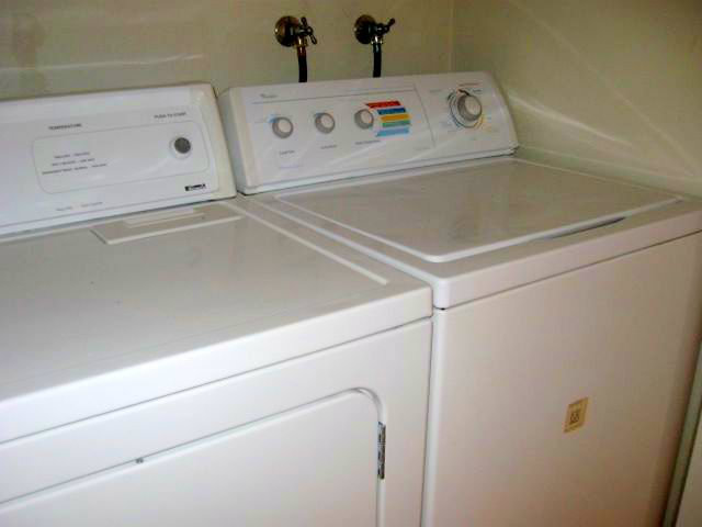 2510 West Middlefield Road Mountain View, CA 94043 - Photo 17 of 20 Gallery Image 17