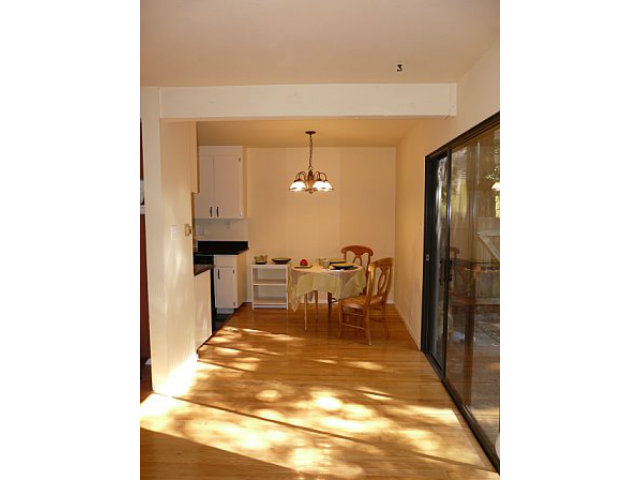 2510 West Middlefield Road Mountain View, CA 94043 - Photo 5 of 20 Gallery Image 5