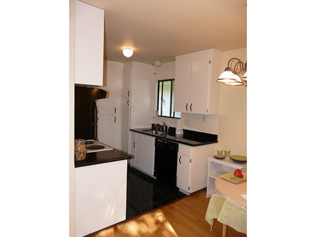 2510 West Middlefield Road Mountain View, CA 94043 - Photo 6 of 20 Gallery Image 6