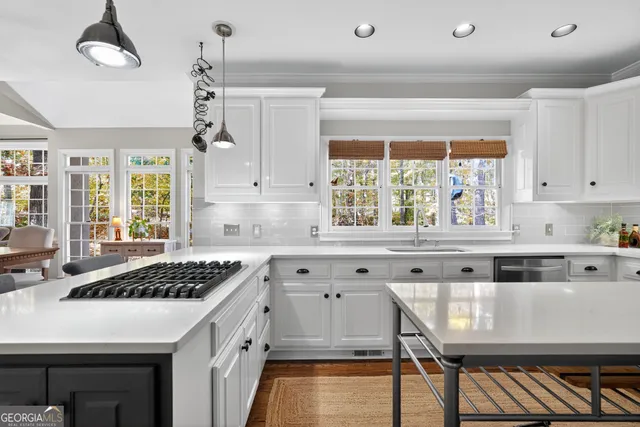 $1,095,000 | 10325 Oxford Mill Circle, Johns Creek, GA 30022