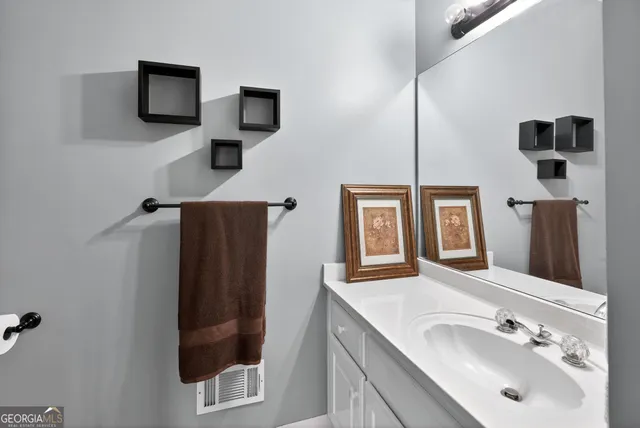 $1,095,000 | 10325 Oxford Mill Circle, Johns Creek, GA 30022