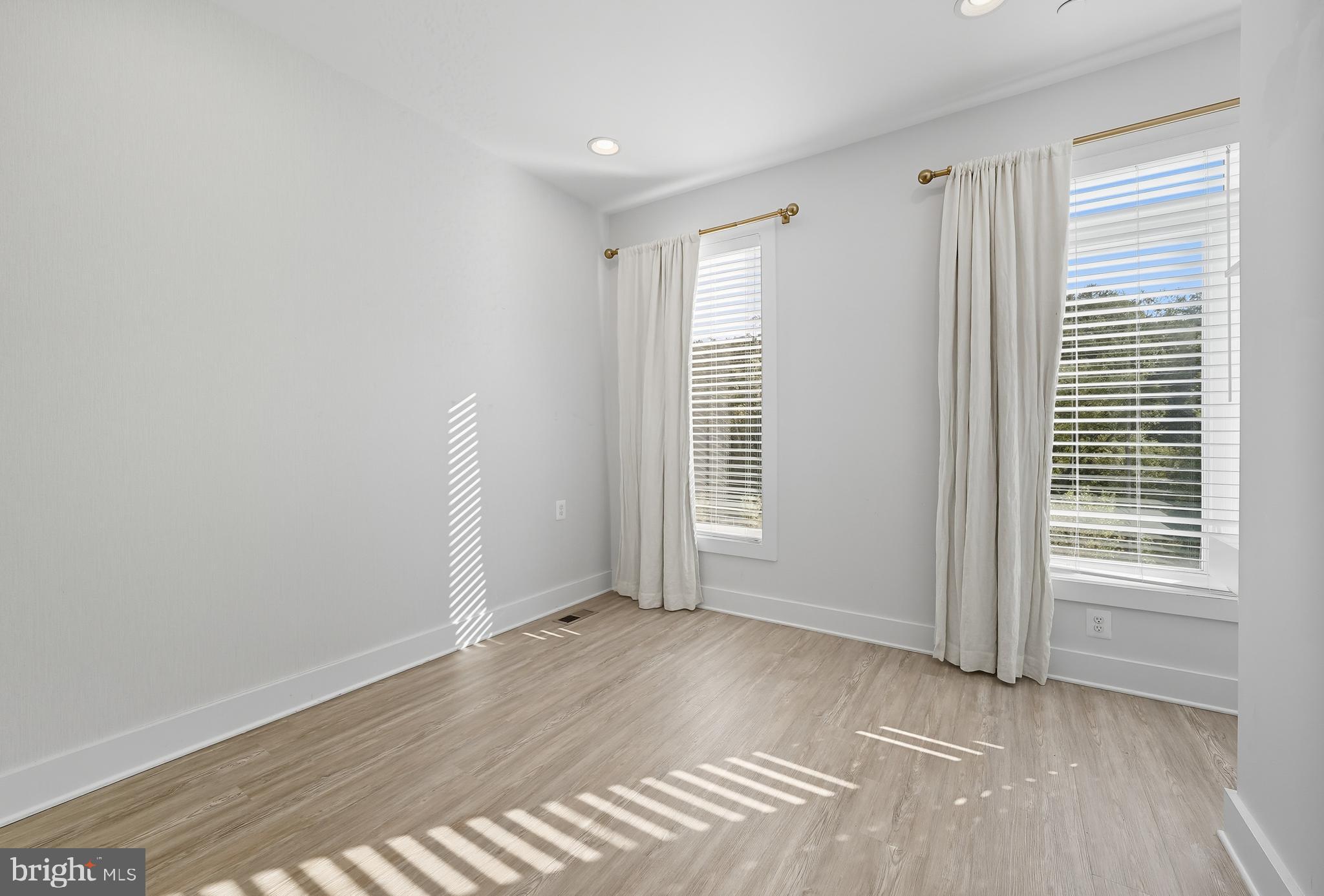 8215 River Road Bethesda, MD 20817 - Photo 15 of 24 Gallery Image 15