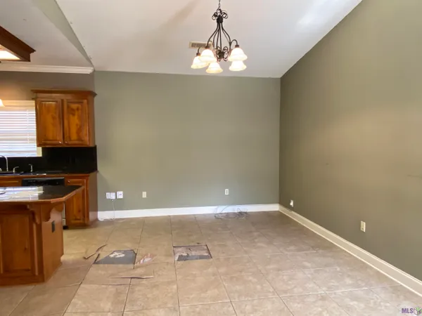 $220,100 | 6129 Ridge Way Avenue, Baton Rouge, LA 70817