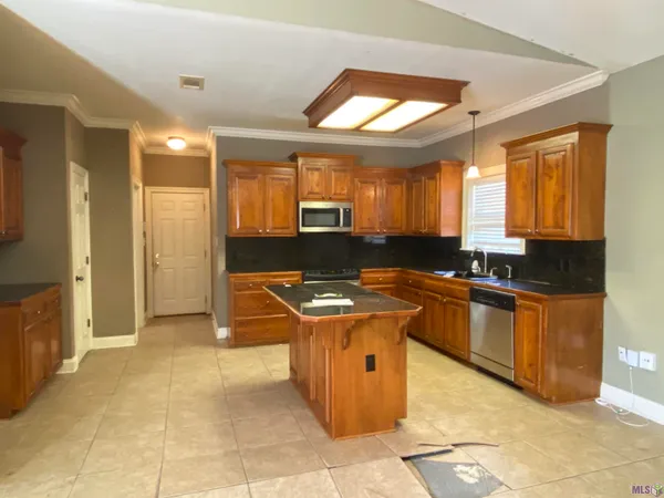 $220,100 | 6129 Ridge Way Avenue, Baton Rouge, LA 70817