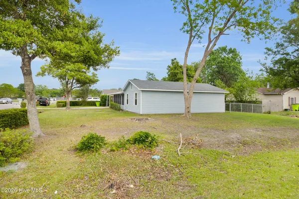 $1,800 | 120 Tar Heel Drive, Havelock, NC 28532
