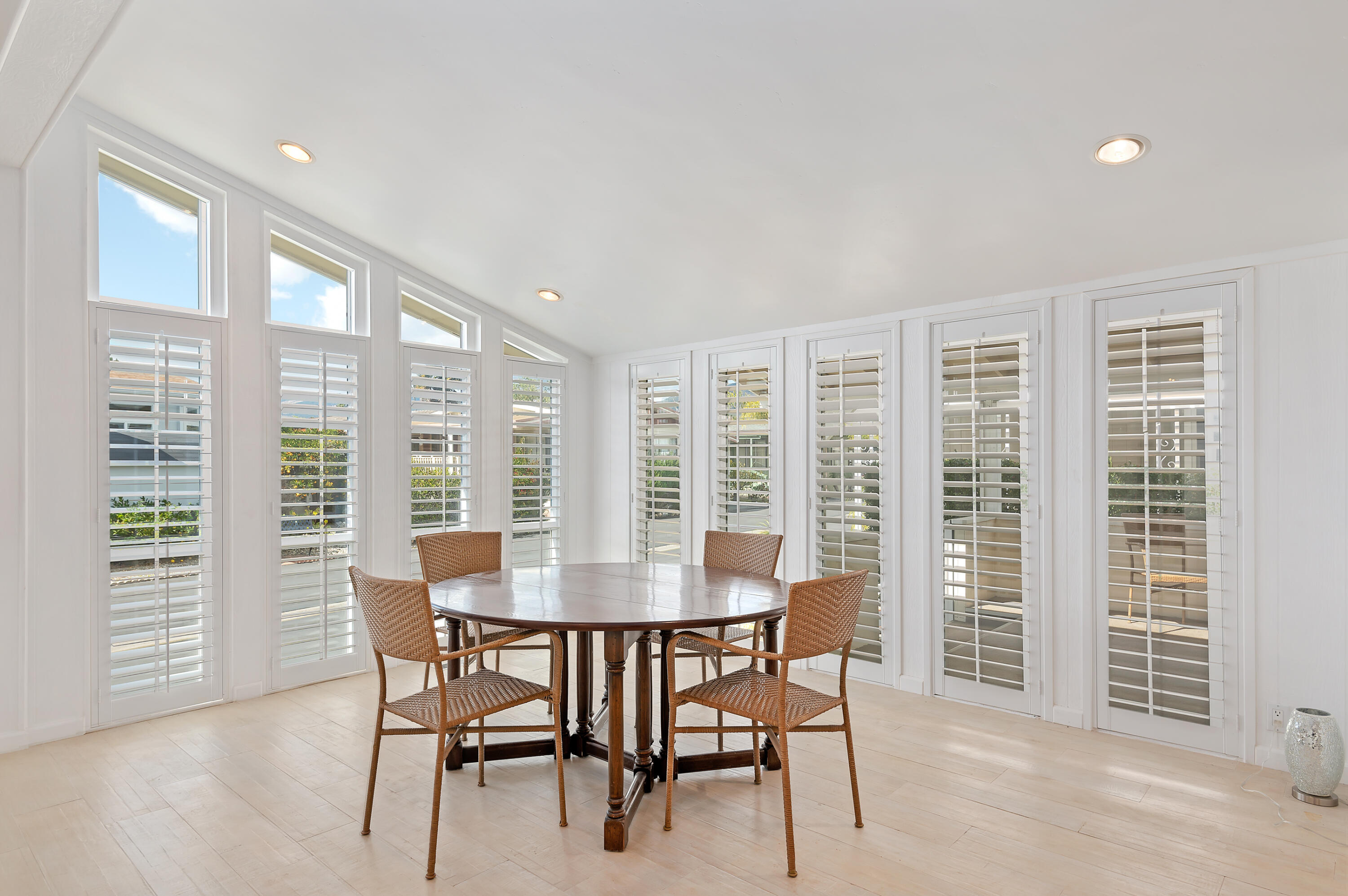 340 Old Mill Road, Unit SPC 16 Santa Barbara, CA 93110 - Photo 8 of 28 a dining room with furniture and large windows
