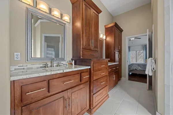 $650,000 | 1516 Northeast 92nd Terrace, Kansas City, MO 64155