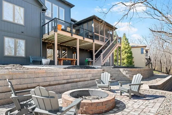 $650,000 | 1516 Northeast 92nd Terrace, Kansas City, MO 64155