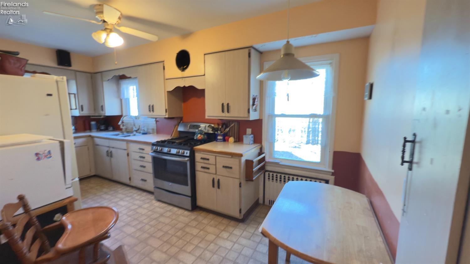 5206 Schenk Road Sandusky, OH 44870 - Photo 8 of 35 Gallery Image 8