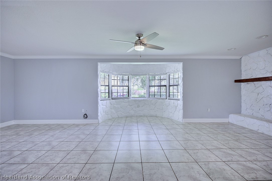 1216 Edgewater Point Drive Sebring, FL 33870 - Photo 6 of 40
