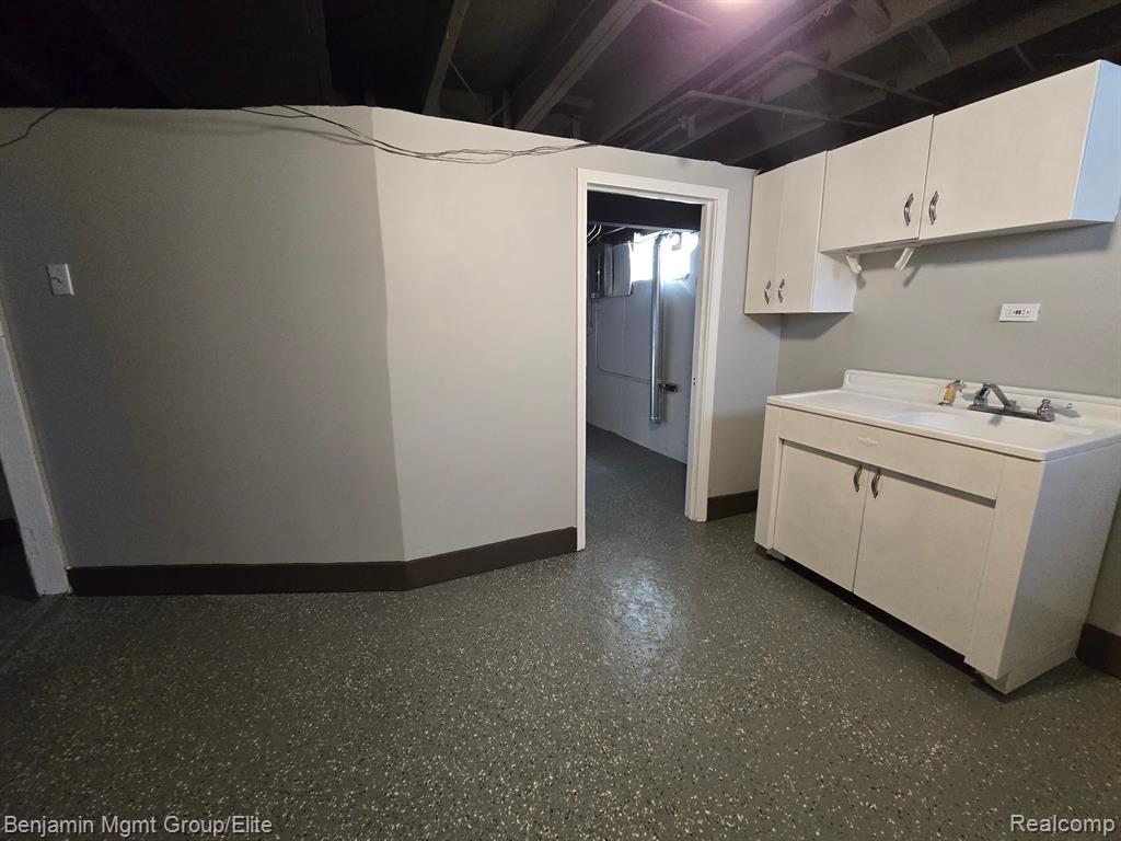 1811 Montie Road Lincoln Park, MI 48146 - Photo 11 of 14