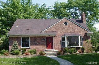 Beautifully Renovated "Cape Cod"