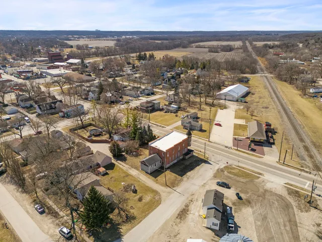 $170,000 | 426 North Main Street, Seneca, IL 61360