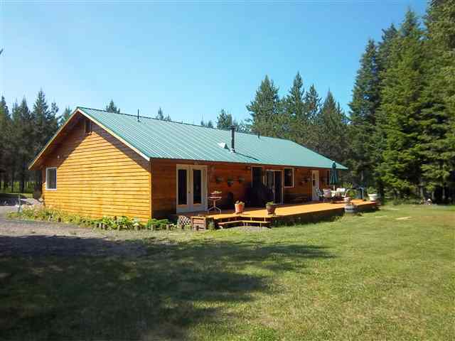 251 Roberts Road Newport, WA 99156 - Photo 3 of 8
