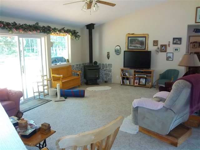 251 Roberts Road Newport, WA 99156 - Photo 5 of 8