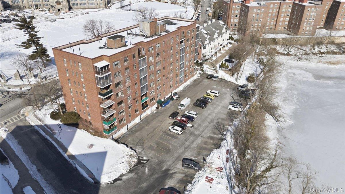 266 Pelham Road, Unit 4E New Rochelle, NY 10805 - Photo 25 of 29