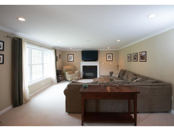 28 Lawrence Corner Road Pelham, NH 03076 - Photo 8 of 21