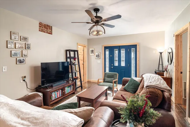 $259,900 | 520 West South Street, Viroqua, WI 54665