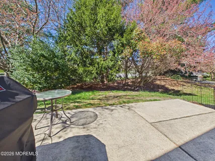 $399,999 | 2666 Meadow Lake Drive, Toms River, NJ 08755