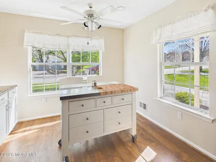$399,999 | 2666 Meadow Lake Drive, Toms River, NJ 08755
