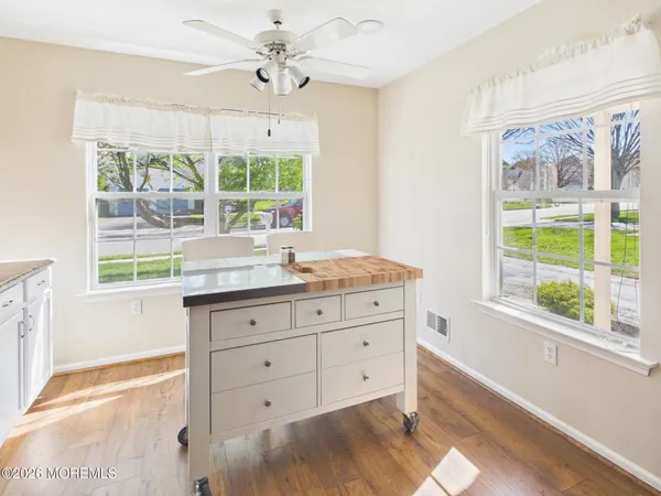$399,999 | 2666 Meadow Lake Drive, Toms River, NJ 08755
