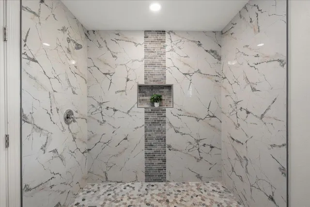 $999,999 | 209 Muliwai Drive, Wailuku, HI 96793