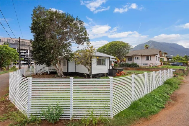 $999,999 | 209 Muliwai Drive, Wailuku, HI 96793