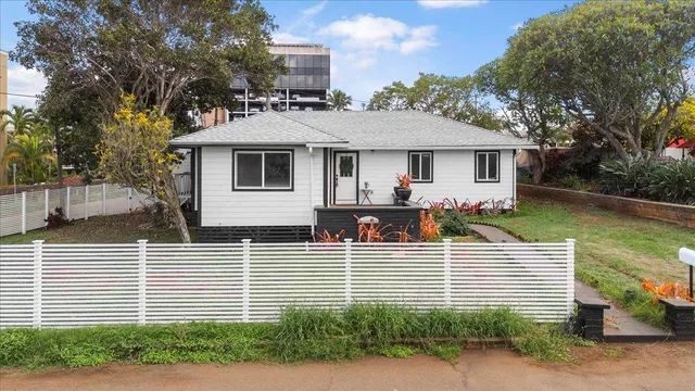 $999,999 | 209 Muliwai Drive, Wailuku, HI 96793