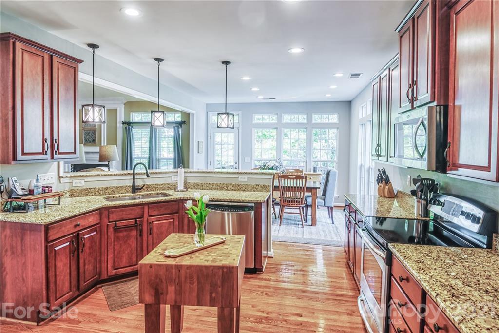 2337 Harvester Avenue Fort Mill, SC 29708 - Photo 6 of 30 Gallery Image 6