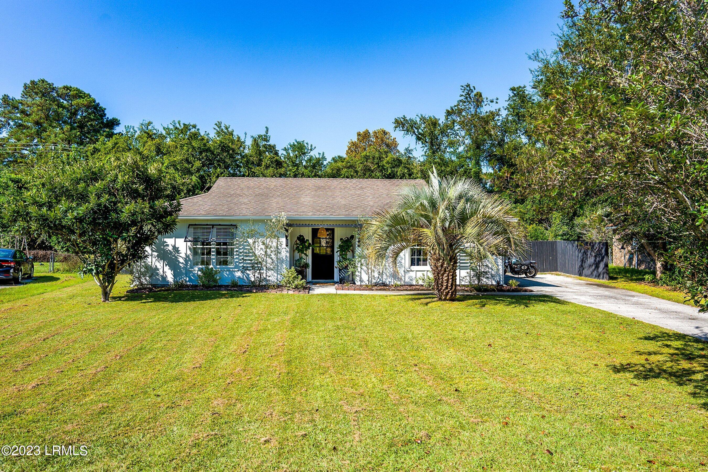 6 Quail Ridge Circle South Beaufort, SC 29906 - Photo 10 of 47 DSC06349-6-HDR-1.jpg-SMALL