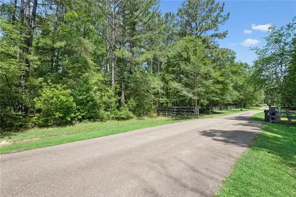 $179,200 | 12.82 Acres) Dreamland Court, Folsom, LA 70437