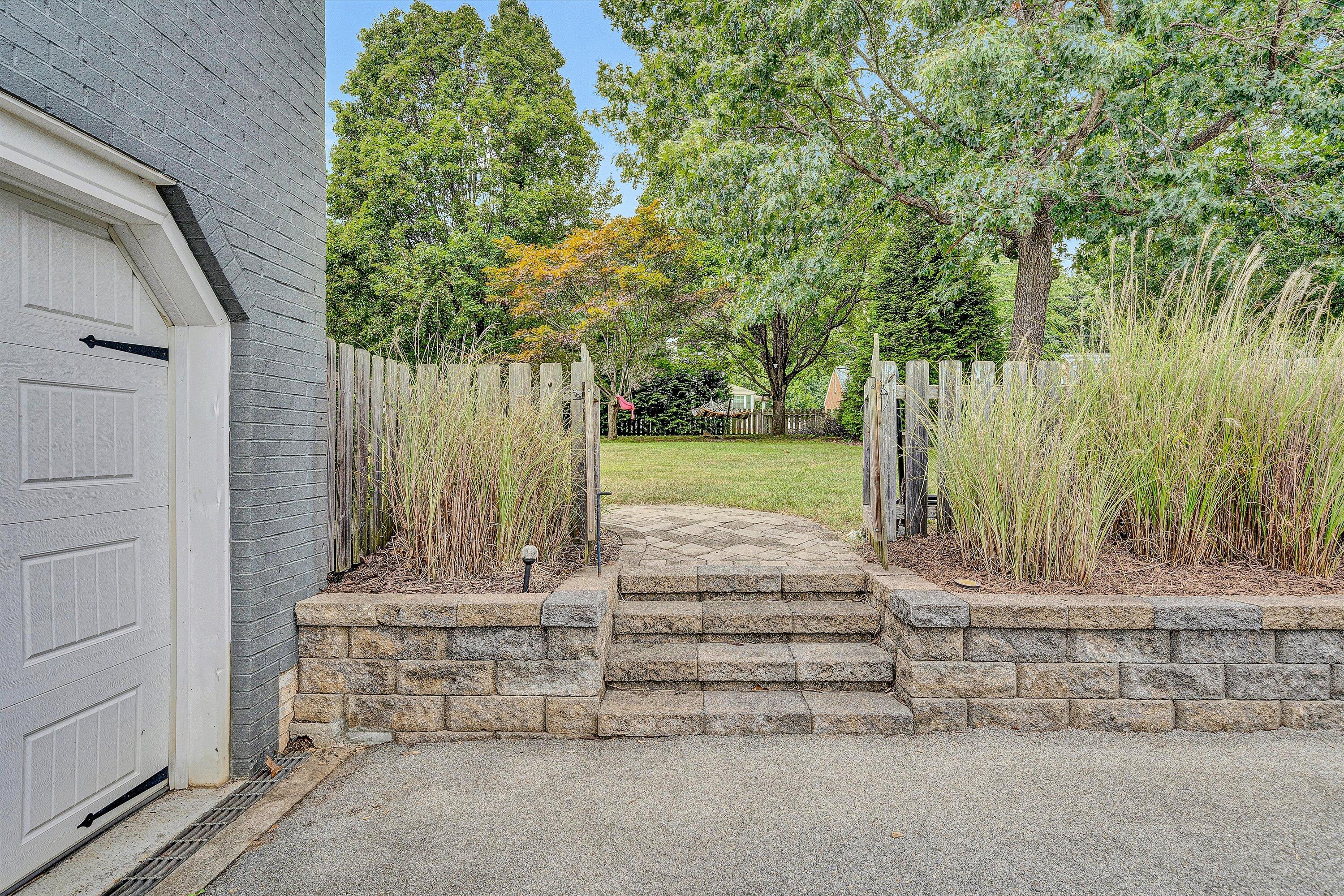 2509 Barham Road Southwest Roanoke, VA 24015 - Photo 36 of 44 36-VM-00124