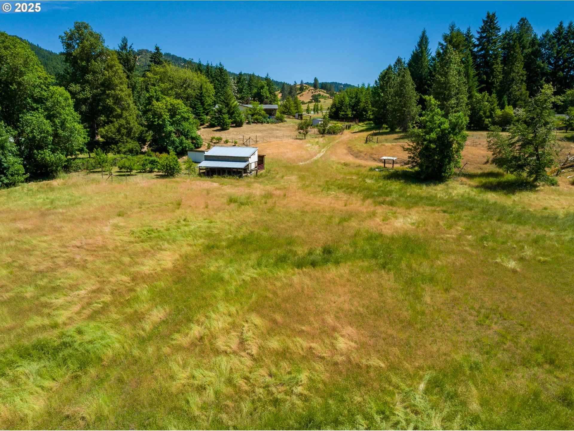 982 Reston Road Roseburg, OR 97471 - Photo 38 of 45 a view of swimming pool with a yard