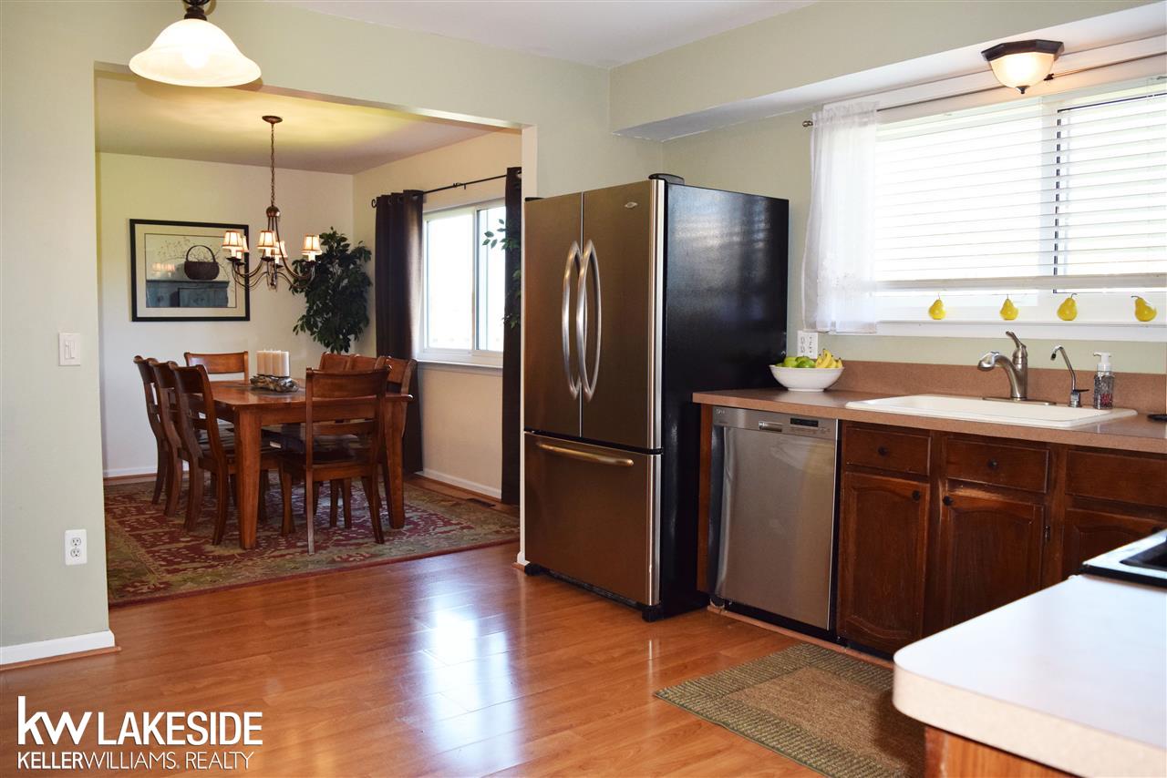 5437 Old Cove Road Clarkston, MI 48346 - Photo 11 of 45 31319504-11.JPG