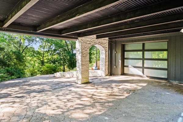 $1,999,000 | 5400 Hillsboro Pike, Nashville, TN 37215