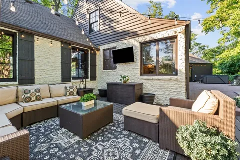 $1,999,000 | 5400 Hillsboro Pike, Nashville, TN 37215