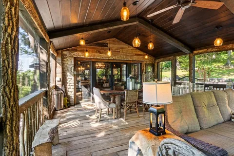$1,999,000 | 5400 Hillsboro Pike, Nashville, TN 37215