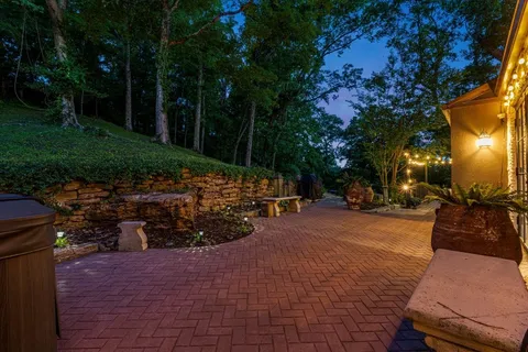 $1,999,000 | 5400 Hillsboro Pike, Nashville, TN 37215