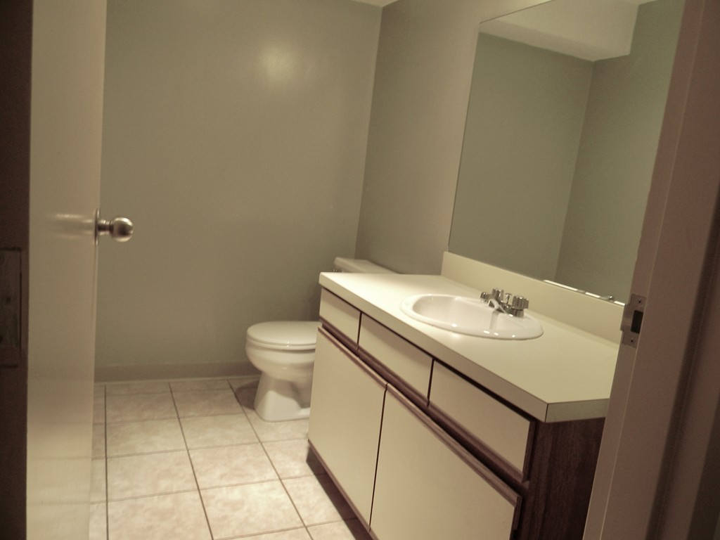 348 Rantoul Street, Unit 301 Beverly, MA 01915 - Photo 5 of 18 Gallery Image 5