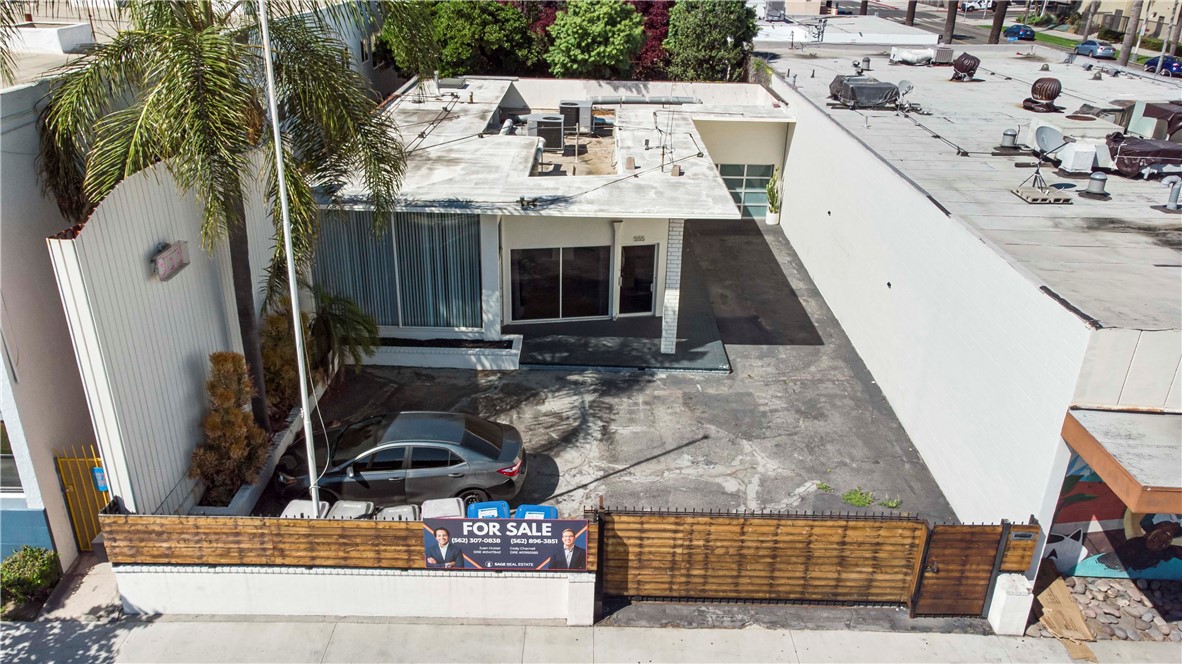555 East 3rd Street Long Beach, CA 90802 - Photo 16 of 19