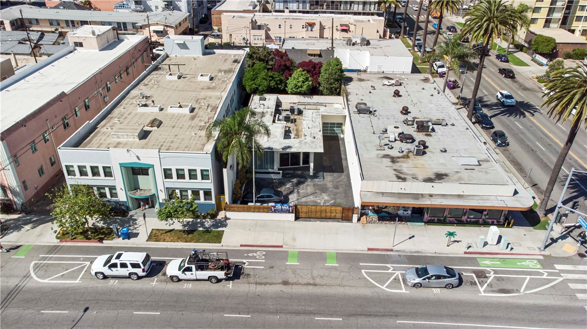 555 East 3rd Street Long Beach, CA 90802 - Photo 4 of 19 an aerial view of a building with street view